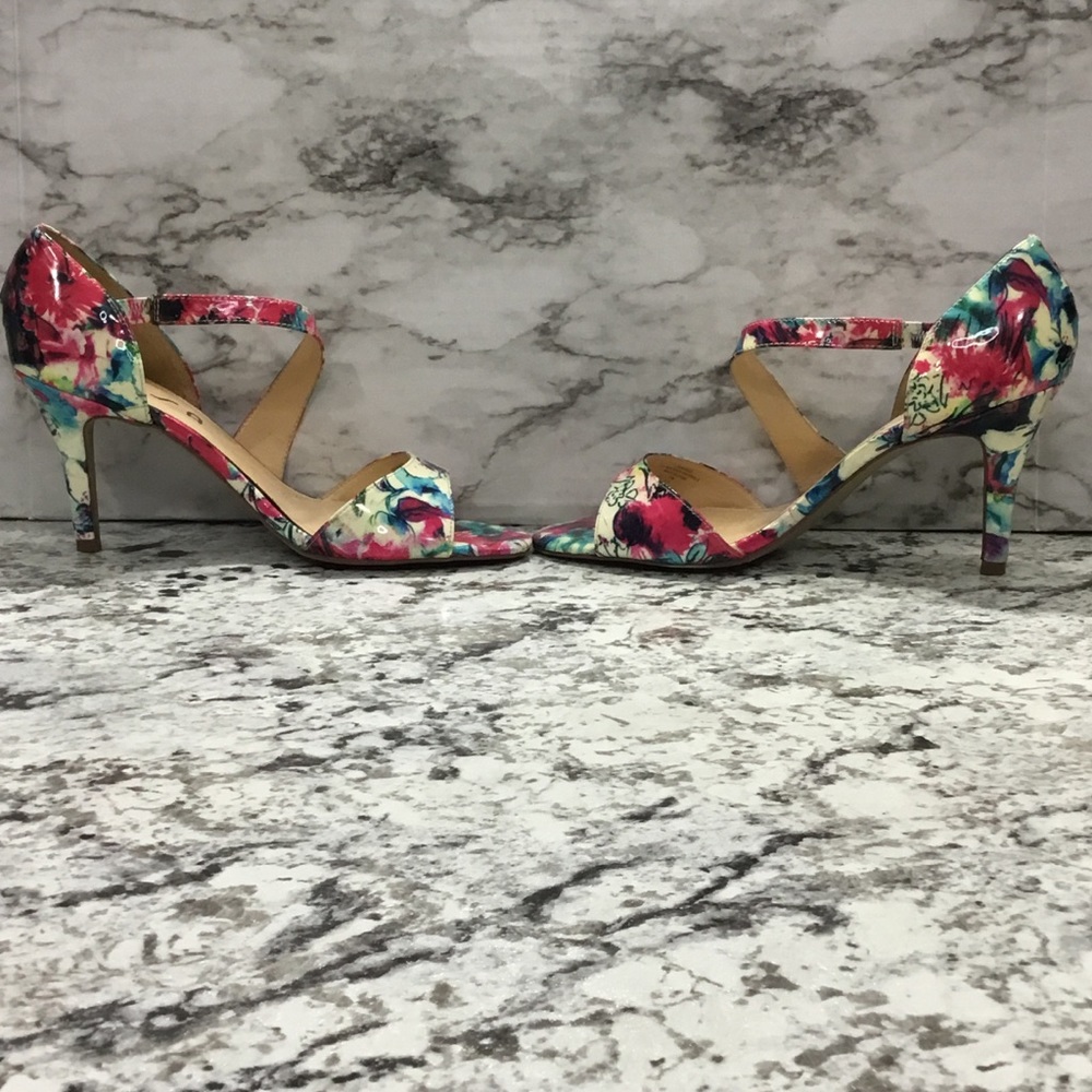 Unisa Women's Floral Patent Open Toe Pumps Heels - Picture 11 of 13